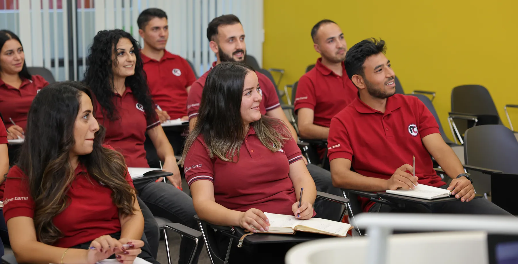 RC Academy eğitiminde Ramadan Cemil çalışanları